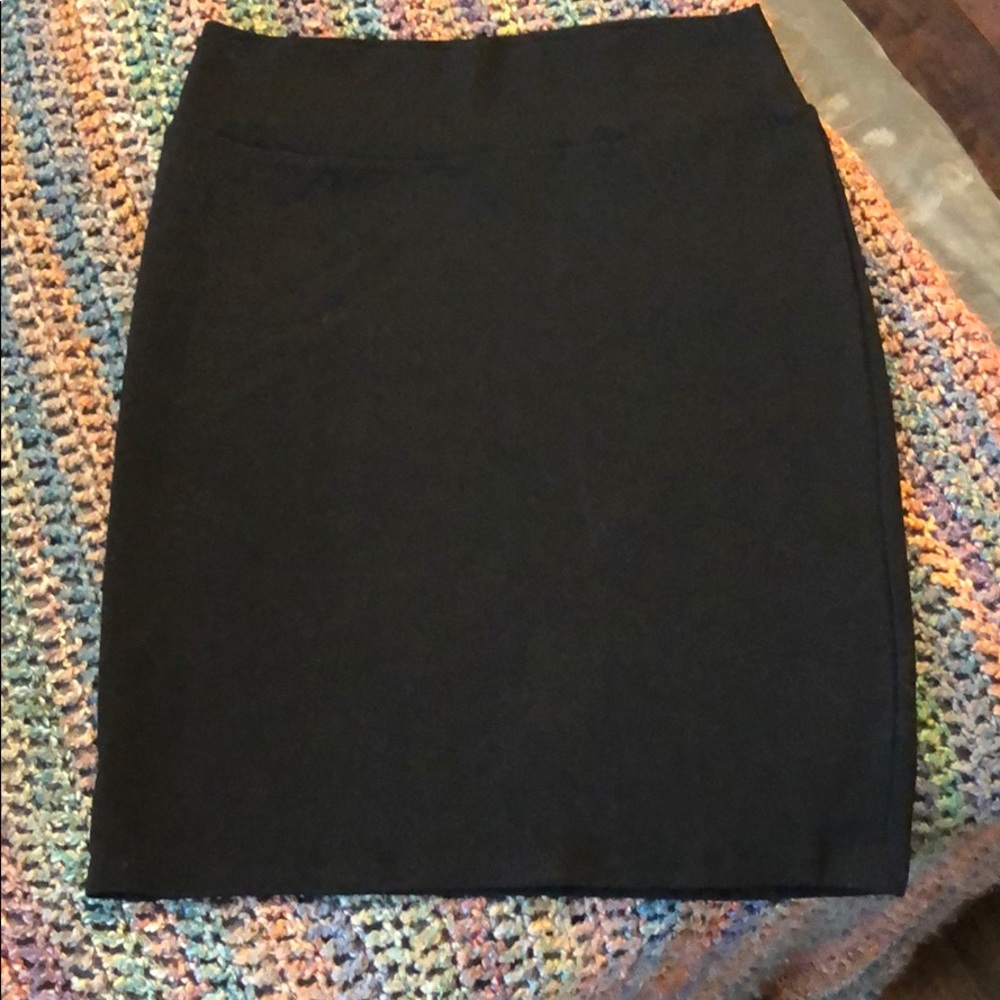 Lularoe Cassie pencil skirt black